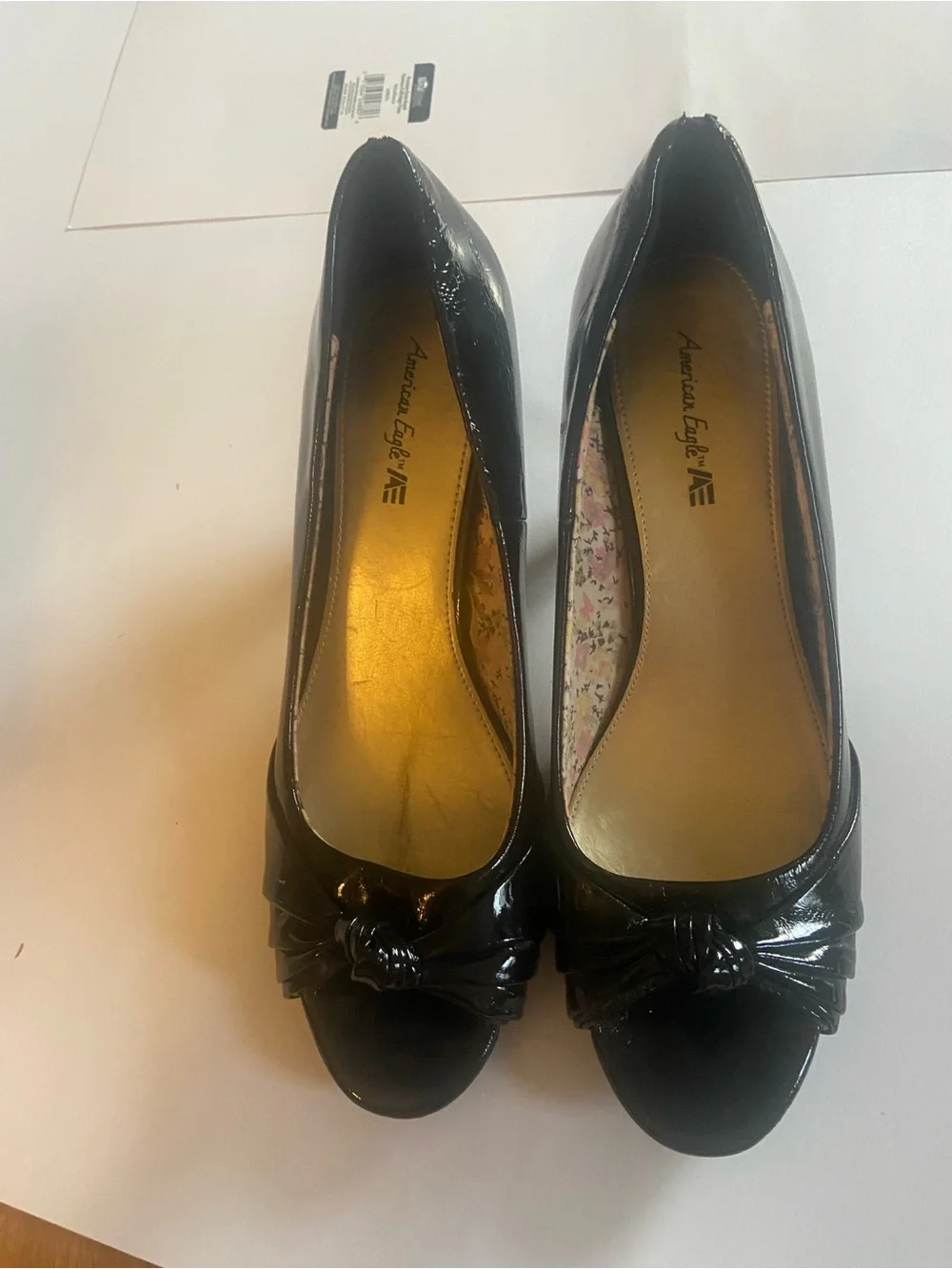 American Eagle Outfitters Black Patent Knot-Detail Pumps